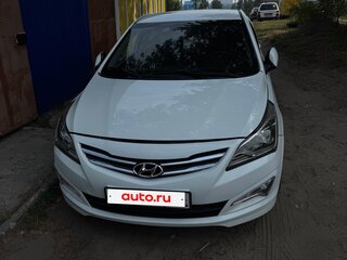 2014 Hyundai Solaris I Рестайлинг, белый, 635000 рублей, вид 2