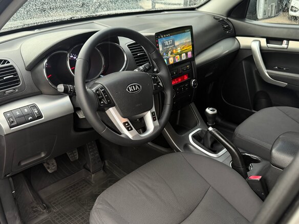 2010 Kia Sorento II, серый - вид 9