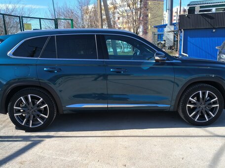 2023 Geely Monjaro (Xingyue L) I, синий, 3000000 рублей, вид 4