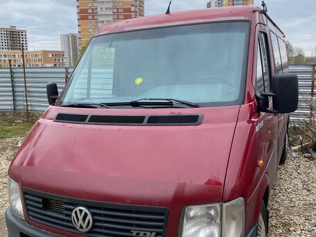 2000 Volkswagen LT, красный, 830000 рублей, вид 1