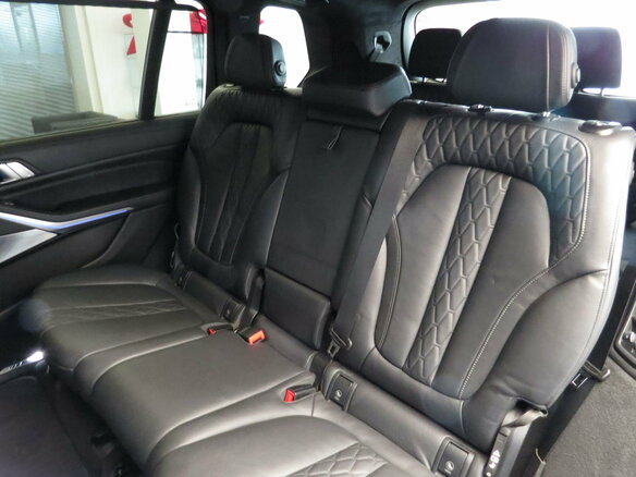 2021 BMW X7 M50i I (G07), серый - вид 30