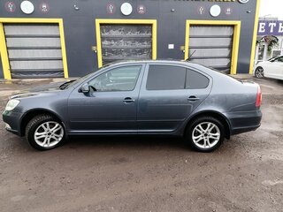 2011 Skoda Octavia DSG7 II (A5) Рестайлинг, серый, 750000 рублей, вид 2