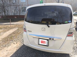 2012 Honda Freed I Рестайлинг, белый, 1180000 рублей, вид 4