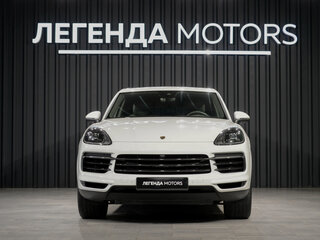 2020 Porsche Cayenne III, белый, 7800000 рублей, вид 2