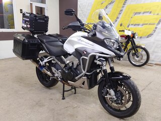 2015 Honda VFR 800X (Crossrunner), белый, 655000 рублей, вид 1
