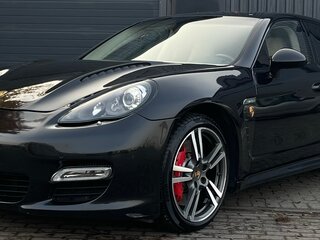 2013 Porsche Panamera Turbo S I, чёрный, 2800000 рублей, вид 2