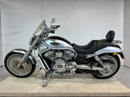 2003 Harley-Davidson V-Rod, серебристый, 460000 рублей, вид 2