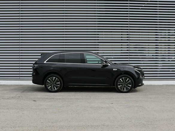 2025 Li Auto (Lixiang) L6 I, чёрный, 8390000 рублей - вид 4