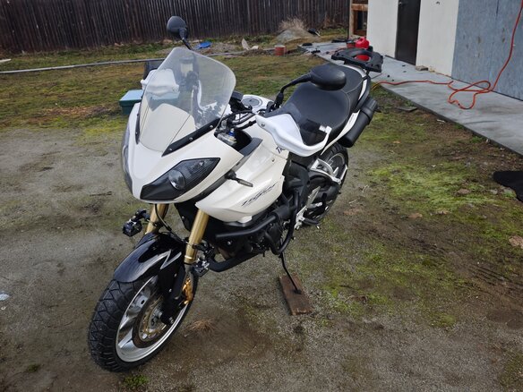 2008 Triumph Tiger 1050, белый, 550000 рублей - вид 5
