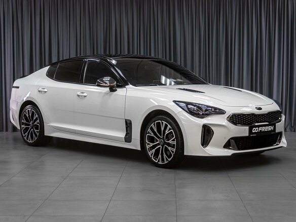 2018 Kia Stinger I, белый, 2939000 рублей