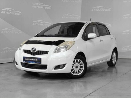 Toyota Vitz II (XP90)