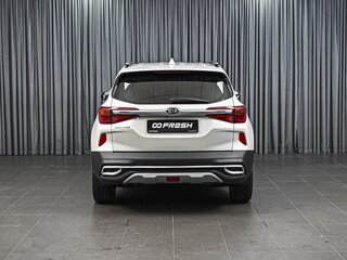 2020 Kia Seltos I, белый, 2782000 рублей, вид 4