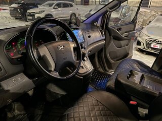 2008 Hyundai Grand Starex I, серый, 860000 рублей, вид 5