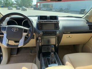 2016 Toyota Land Cruiser Prado 150 Series Рестайлинг 1, чёрный, 3900000 рублей, вид 5