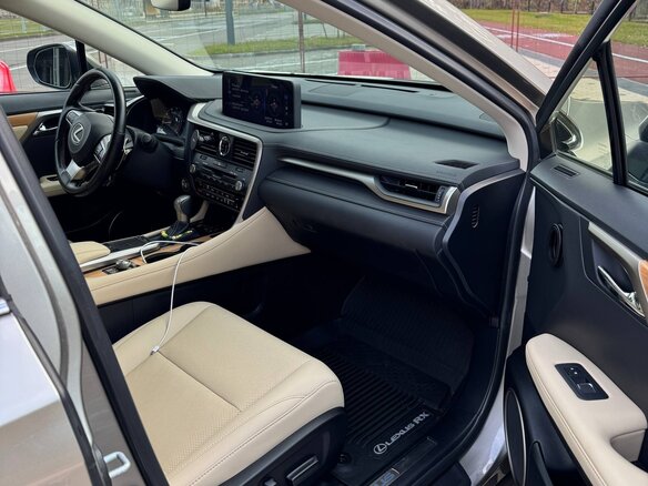 2020 Lexus RX 350 IV Рестайлинг, бежевый, 3989000 рублей - вид 5