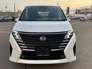 2023 Nissan Serena VI (C28), белый, 2350000 рублей, вид 2