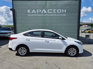 2022 Hyundai Solaris II Рестайлинг, белый, 1650000 рублей, вид 4