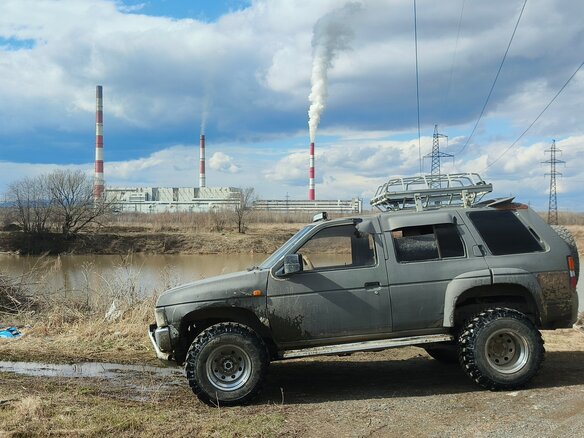 1991 Nissan Terrano I, серый, 400000 рублей - вид 13