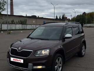 2014 Skoda Yeti I Рестайлинг, коричневый, 1050000 рублей, вид 2