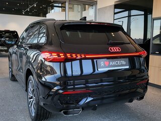 2026 Audi Q5 L III (GU), чёрный, 6449000 рублей, вид 4