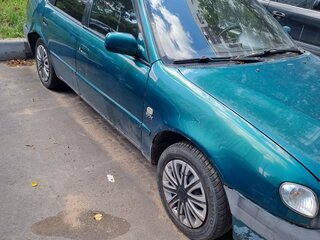 2001 Toyota Corolla VIII (E110) Рестайлинг, зелёный, 200000 рублей, вид 4