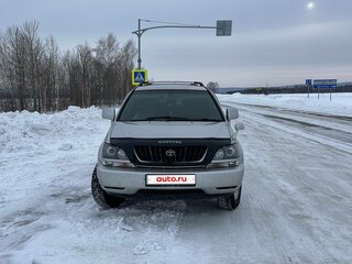 1999 Toyota Harrier I (XU10), серебристый, 850000 рублей, вид 3