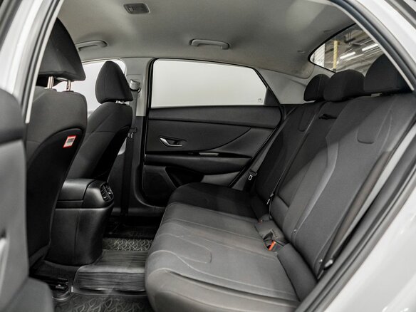 2021 Hyundai Elantra VII (CN7), белый, 2015000 рублей - вид 5