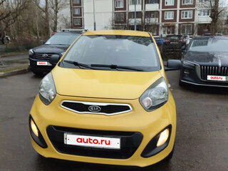 2011 Kia Picanto II, бежевый, 650000 рублей, вид 3