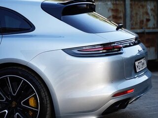 2019 Porsche Panamera Turbo Sport Turismo II, серебристый, 9900000 рублей, вид 1