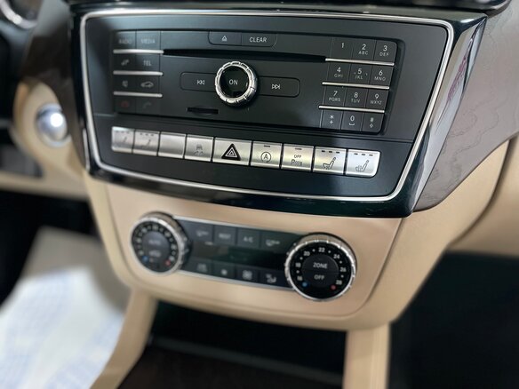 2015 Mercedes-Benz GLE Coupe 400 I (C292), синий, 3850000 рублей - вид 23