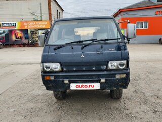 1990 Mitsubishi Delica III, синий, 320000 рублей, вид 2