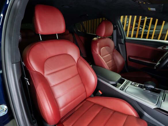 2019 Kia Stinger I, синий, 2750000 рублей - вид 26