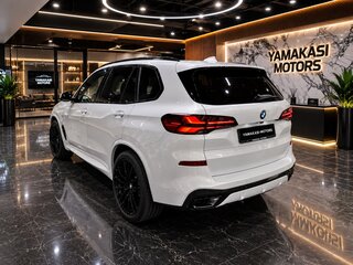 2024 BMW X5 30d IV (G05/G18) Рестайлинг, белый, 11000000 рублей, вид 2