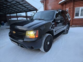 2008 Chevrolet Tahoe III, чёрный, 1730000 рублей, вид 3