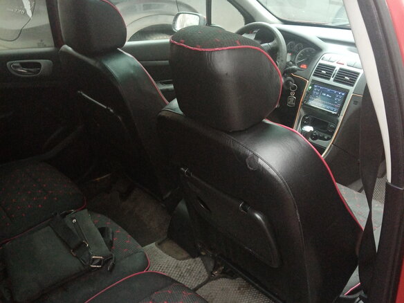 2003 Peugeot 307 I, красный, 110000 рублей - вид 7