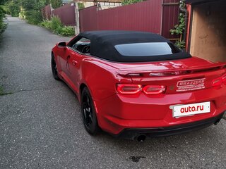 2019 Chevrolet Camaro 10-speed VI Рестайлинг, красный, 4900000 рублей, вид 4
