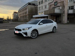 2020 Kia Cerato IV, белый, 2150000 рублей, вид 1