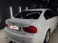 2011 BMW 3 серии 320i V (E90/E91/E92/E93) Рестайлинг, белый, 1150000 рублей - вид 5
