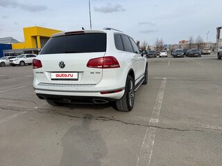 2015 Volkswagen Touareg II Рестайлинг, белый, 2700000 рублей, вид 5