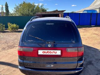 1998 Volkswagen Sharan I, синий, 260000 рублей, вид 3
