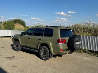2018 Toyota Land Cruiser 200 Series Рестайлинг 2, зелёный, 7200000 рублей, вид 2