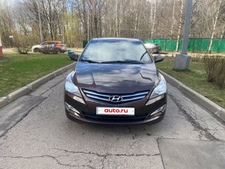 2016 Hyundai Solaris I Рестайлинг, коричневый, 900000 рублей, вид 2