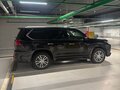 2016 Lexus LX 570 III Рестайлинг 2, чёрный, 8300000 рублей - вид 3