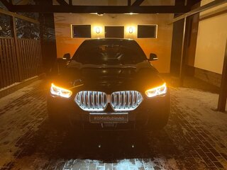 2021 BMW X6 30d III (G06), чёрный, 9100000 рублей, вид 3