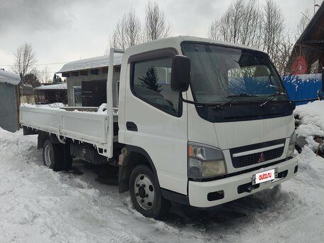2005 Fuso (Mitsubishi) Canter, белый, 2000000 рублей, вид 1