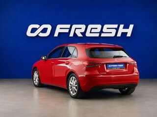 2018 Mercedes-Benz A-Класс 200 IV (W177), красный, 2209444 рублей, вид 2