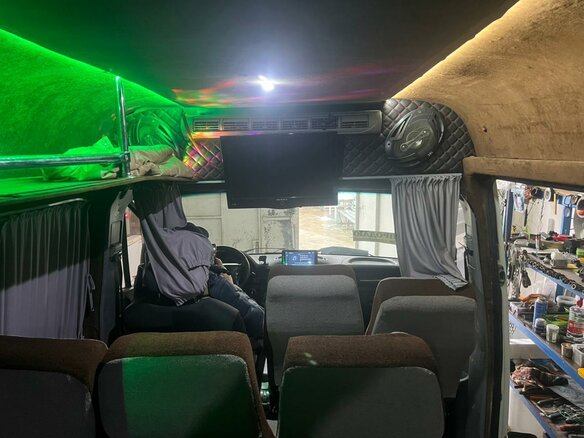 2001 Mercedes-Benz Sprinter, белый, 1500000 рублей - вид 16
