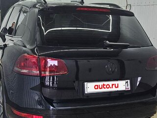 2010 Volkswagen Touareg II, чёрный, 2100000 рублей, вид 3