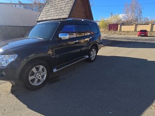 2007 Mitsubishi Pajero IV, зелёный, 1749000 рублей, вид 2