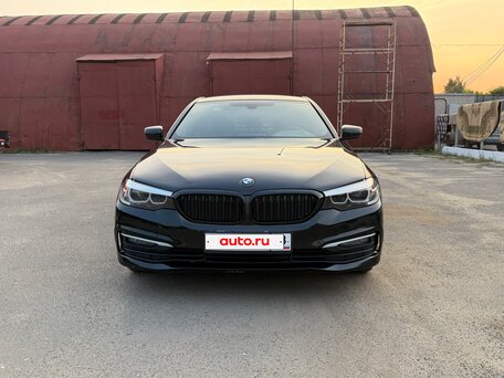 2018 BMW 5 серии 520d xDrive VII (G30/G31/G38), чёрный, 2960000 рублей, вид 2